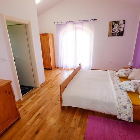Irena Villa Krnica